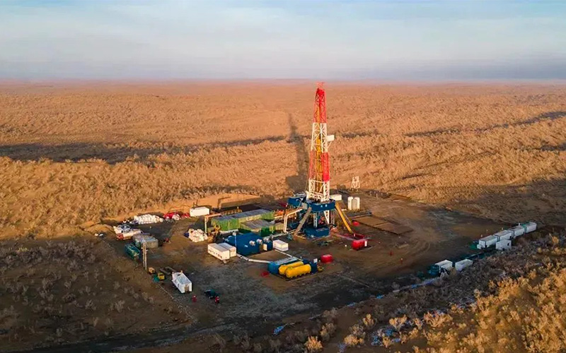 吐哈油田52条措施筑牢防洪“大坝”