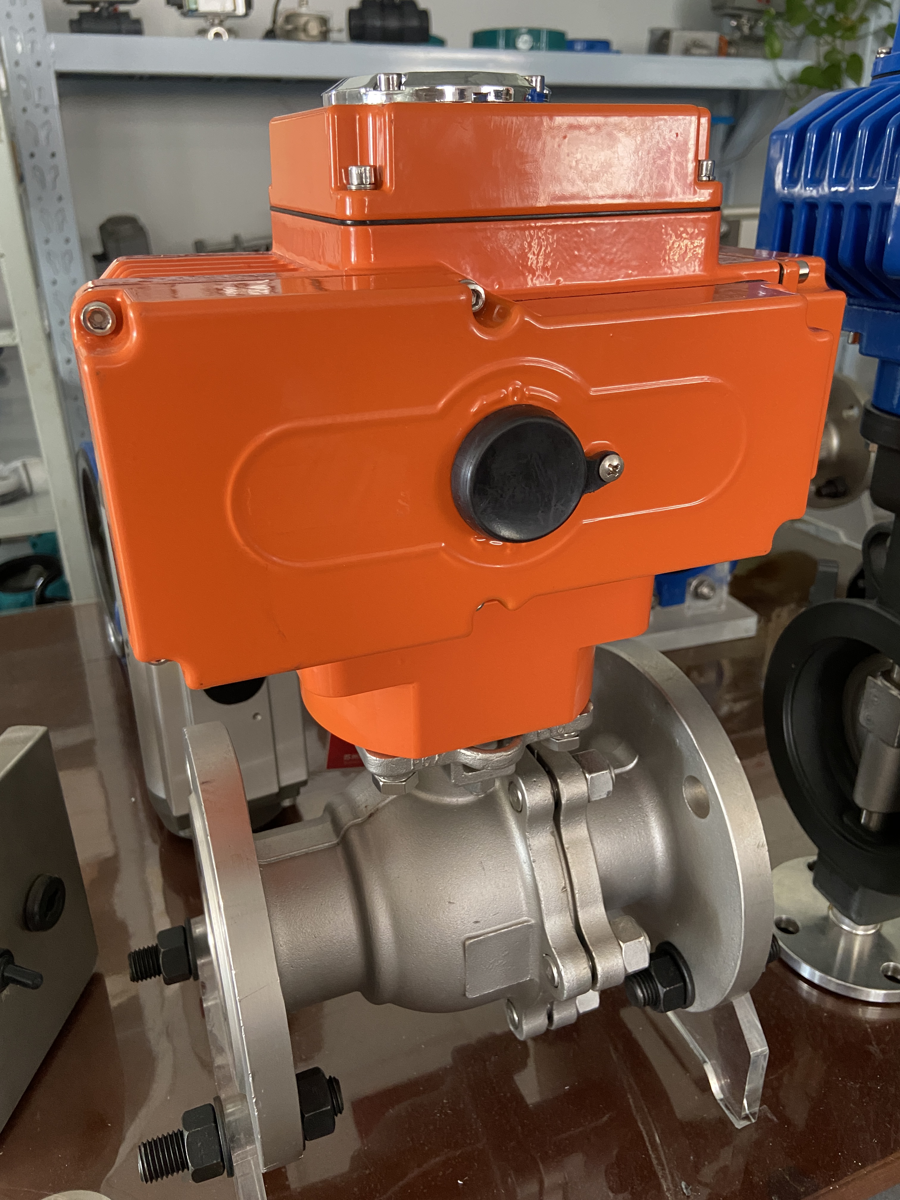 电动开关球阀为何实用？电动操控 + 球阀结构，通断响应超快速.