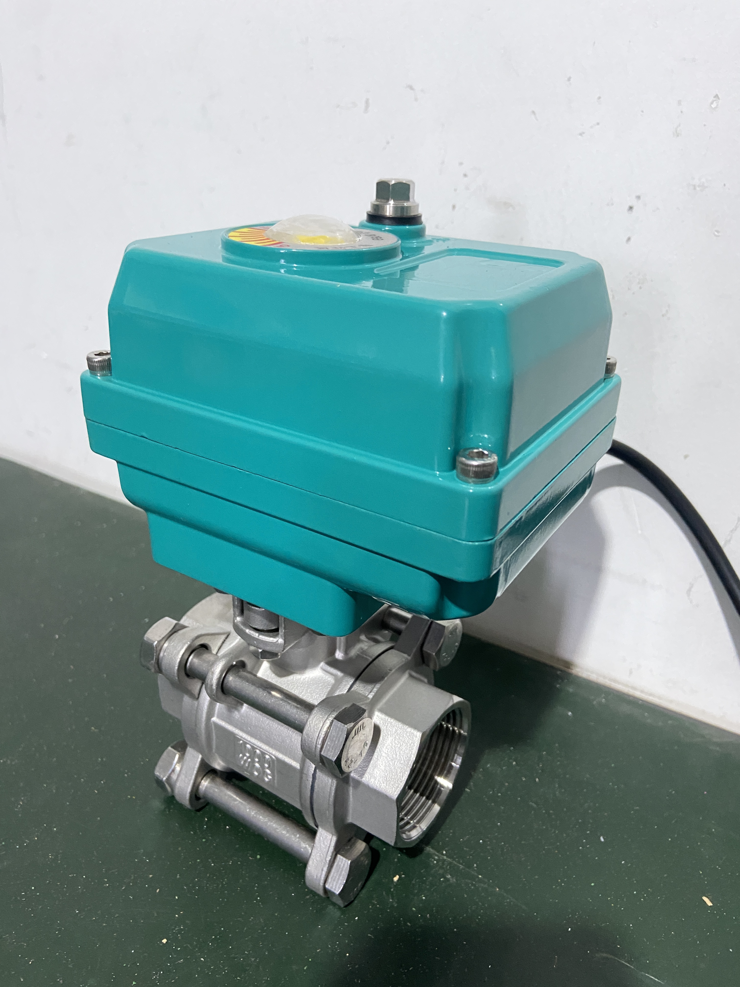 玮控电动开关球阀从启动到关停，电动控制让管路操作更便捷