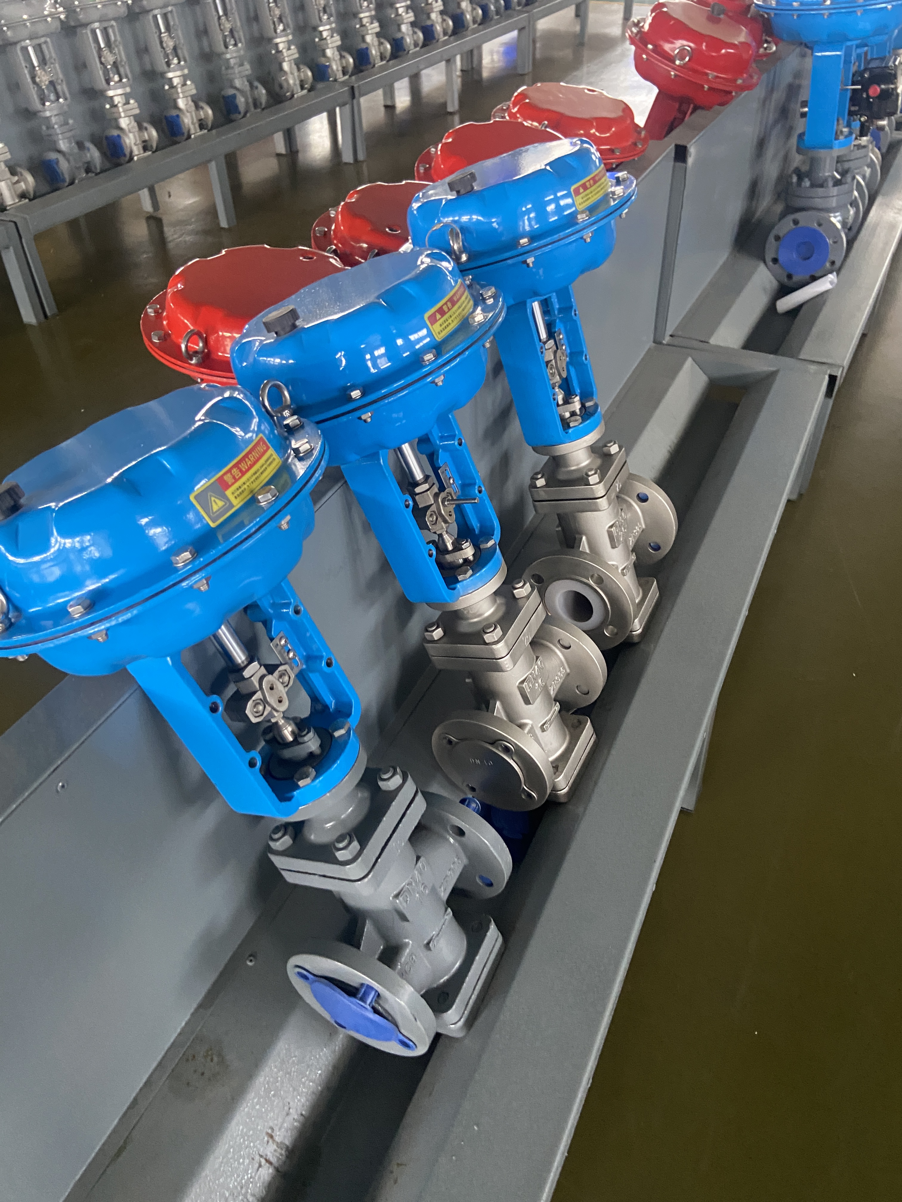 强腐蚀介质专用气动衬氟阀门，为高腐蚀性流体管理提供可靠解决方案。